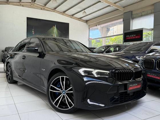 BMW 330e 2.0 16V TURBO HÍBRIDO M SPORT AUTOMÁTICO BMW 330e 2.0 16V TURBO HÍBRIDO M SPORT AUTOMÁTICO